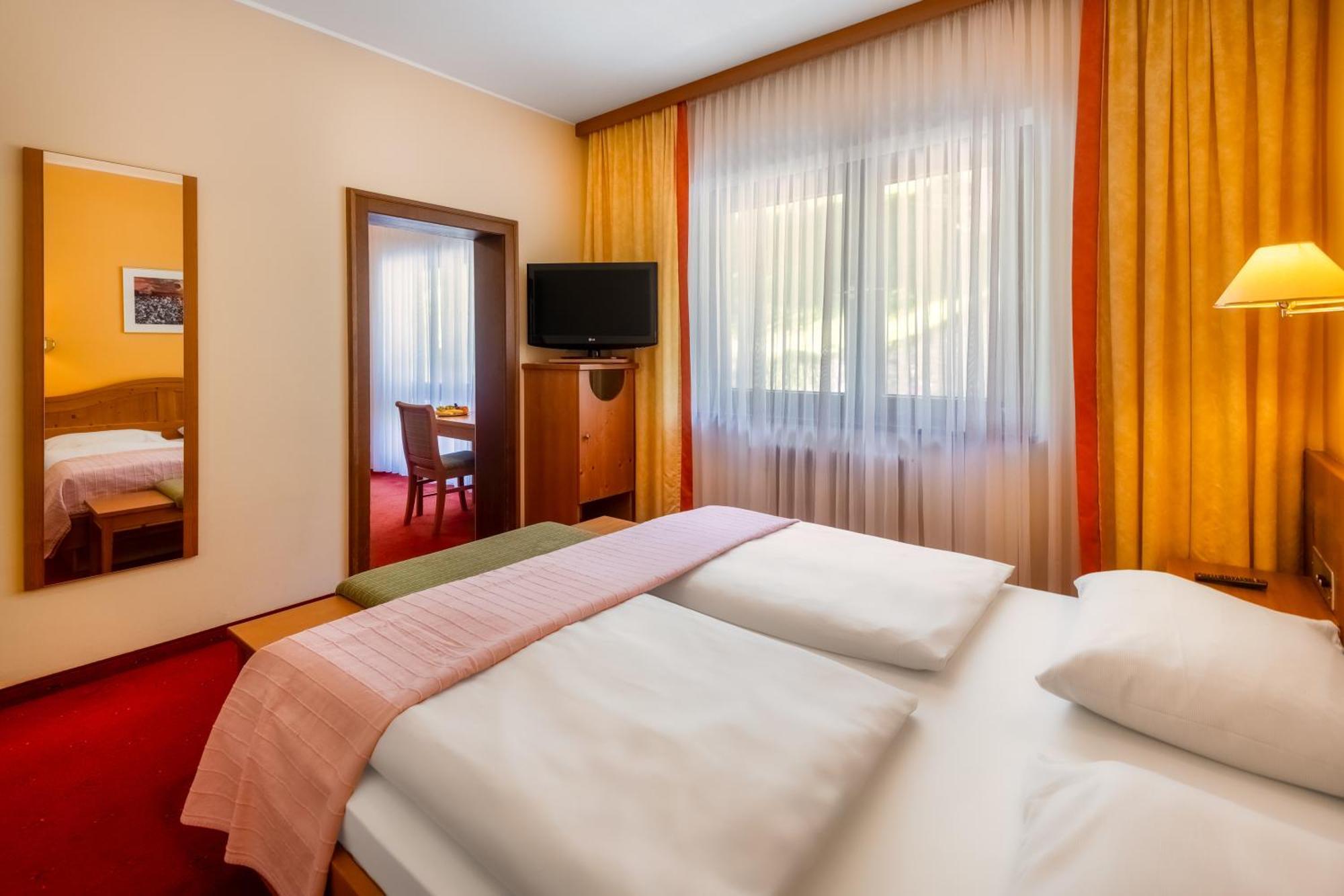 Landhotel Post (Adults Only) Heiligenblut Zewnętrze zdjęcie